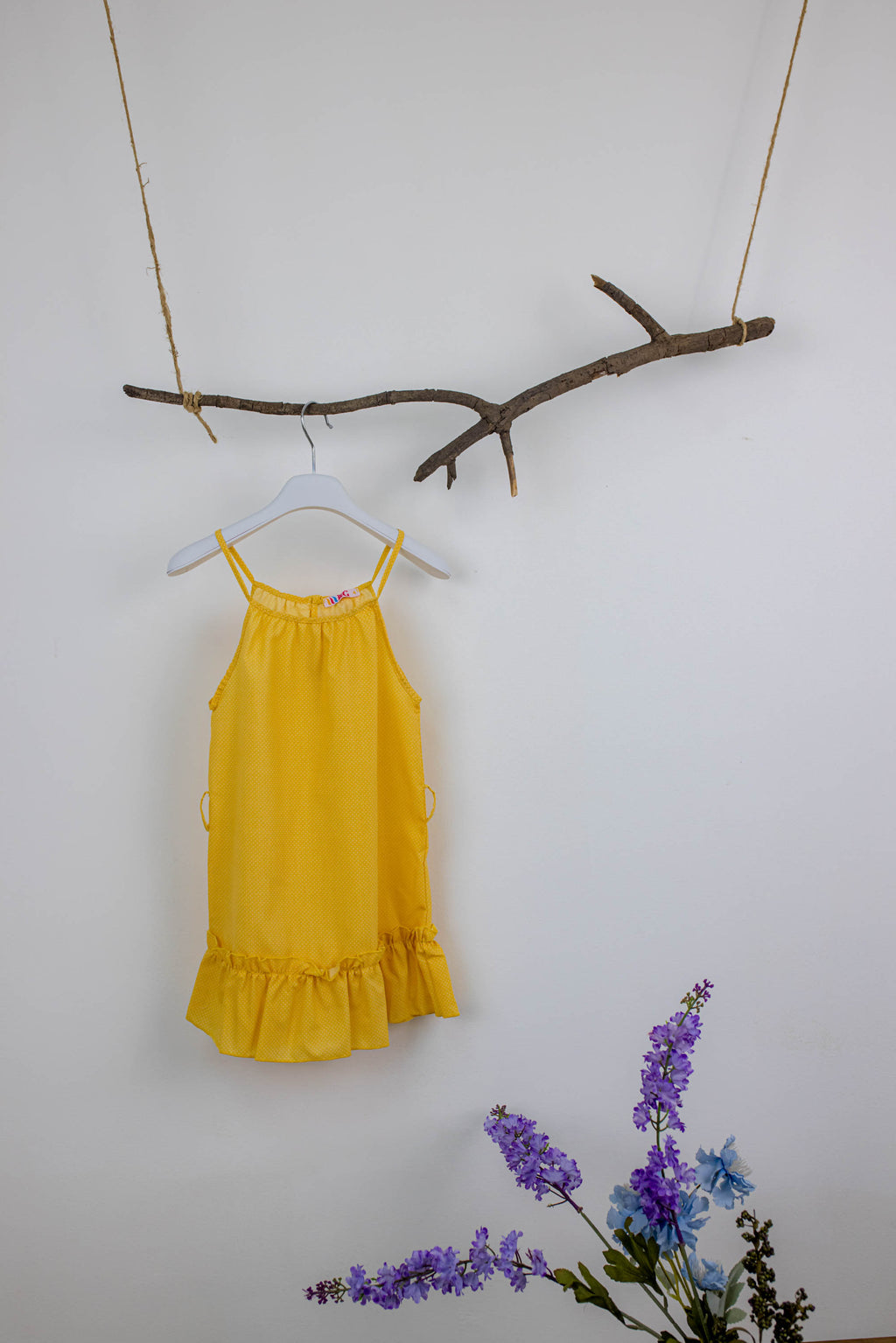 فستان بناتي منقط