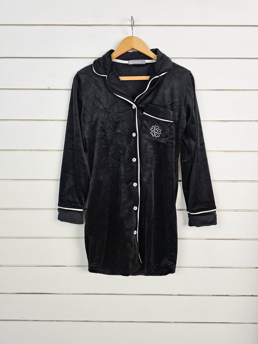 قميص نوم نسائي شتوي كلاسيكي